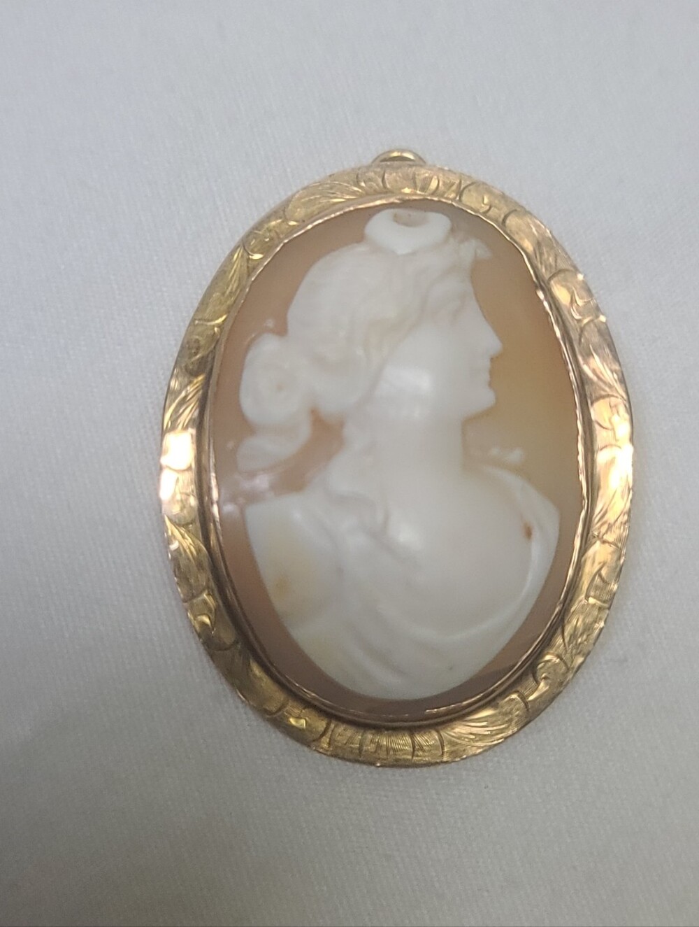 Vintage 10k Solid Yellow Gold Shell Cameo Pin Brooch Pendant